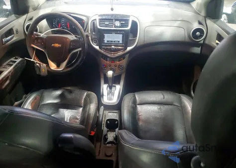 2017 Chevrolet Sonic Premier из США, поврежденный, VIN 1G1JF5SB5H4139410